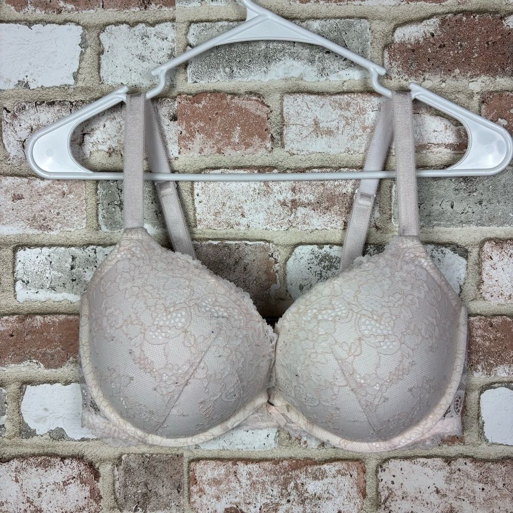 Victoria's Secret Women Bra 36DD Light Pink Dream Angels Push Up Underwired